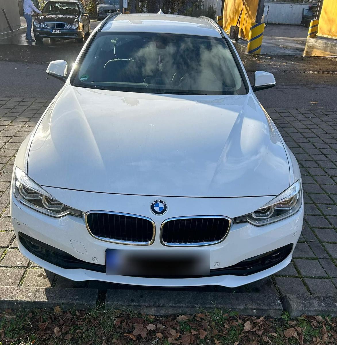 BMW 320
