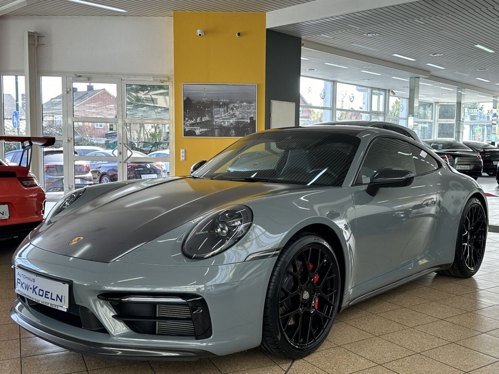Porsche 992