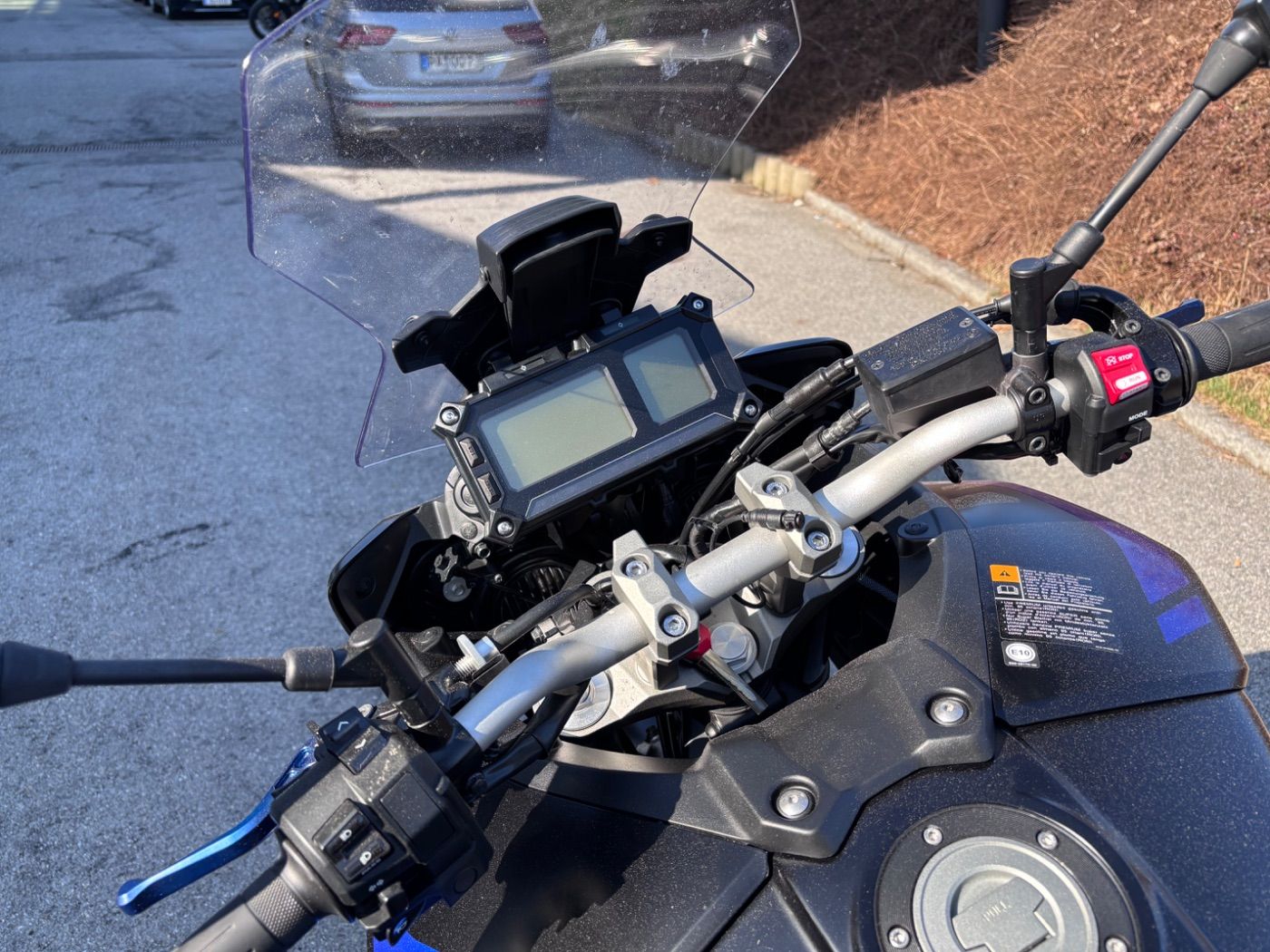 Fahrzeugabbildung Yamaha Tracer 900,Kurzer KZH, Kellermann Blinker, Koffe