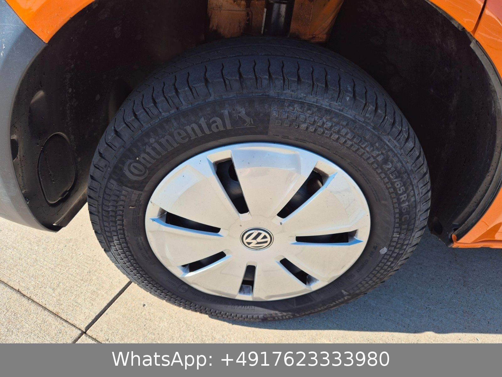 Volkswagen T6.1 Transporter Kombi lang SH 1-Hand 9-Sitzer
