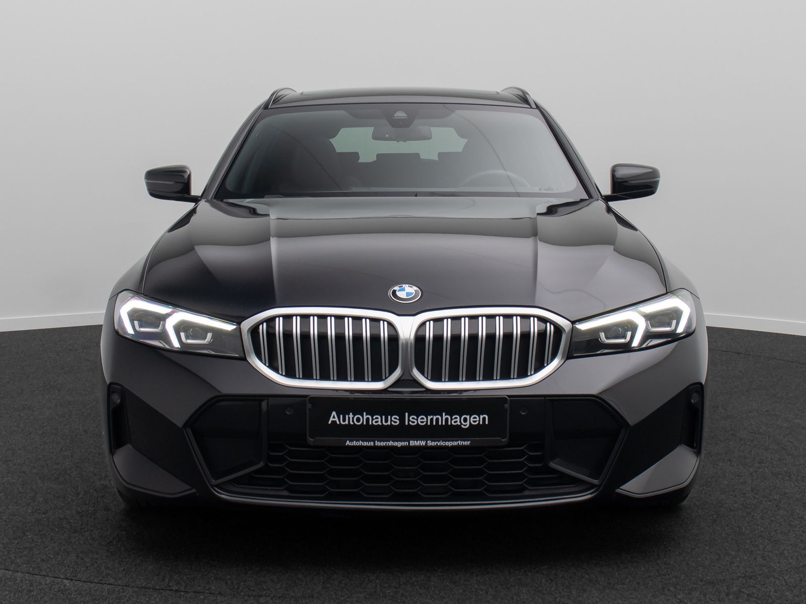 Fahrzeugabbildung BMW 330d M Sport H/K Panorama HUD DAB Alarm 19Zoll