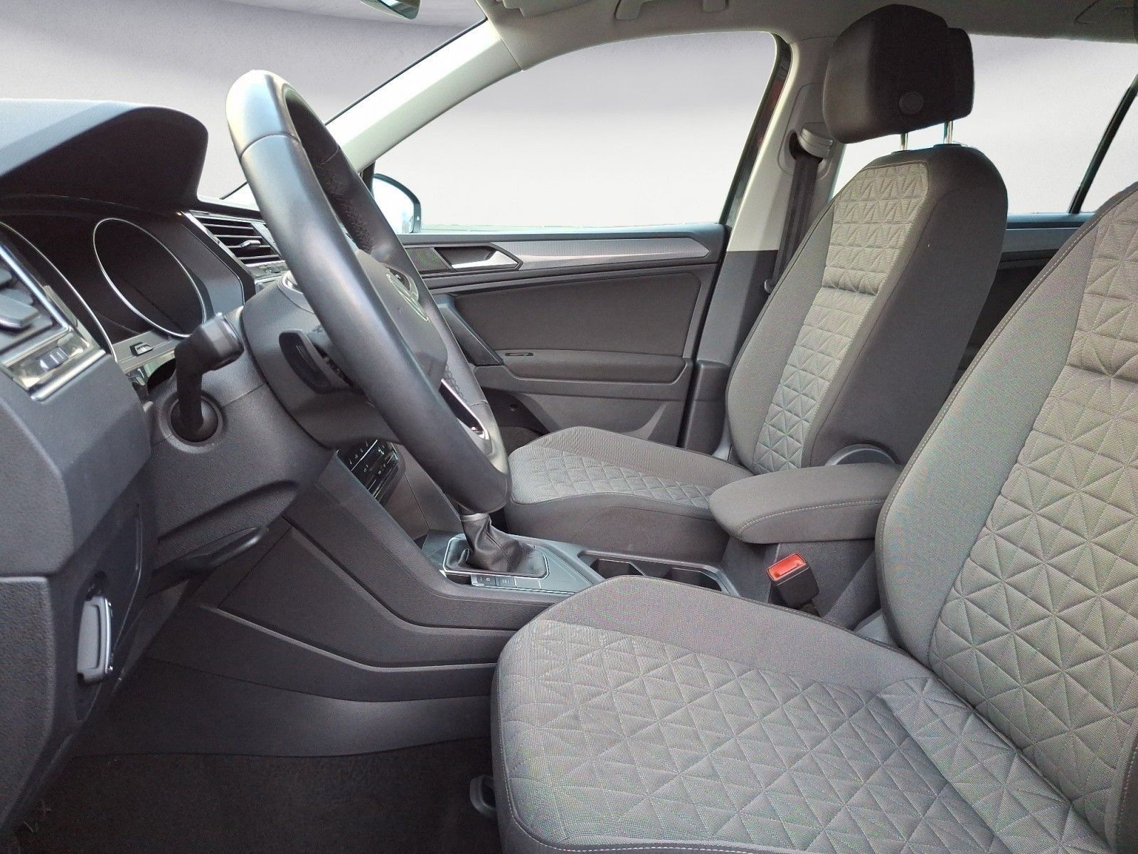 Volkswagen Tiguan - Bild 7