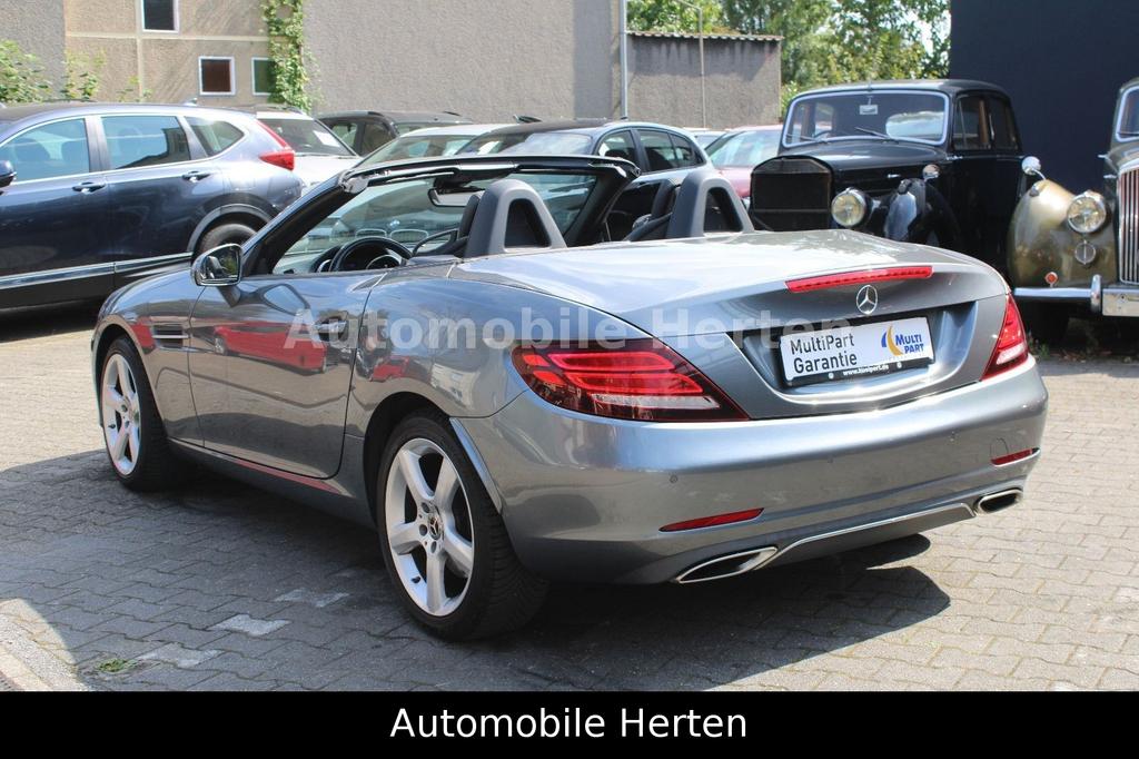 Mercedes-Benz SLC 180