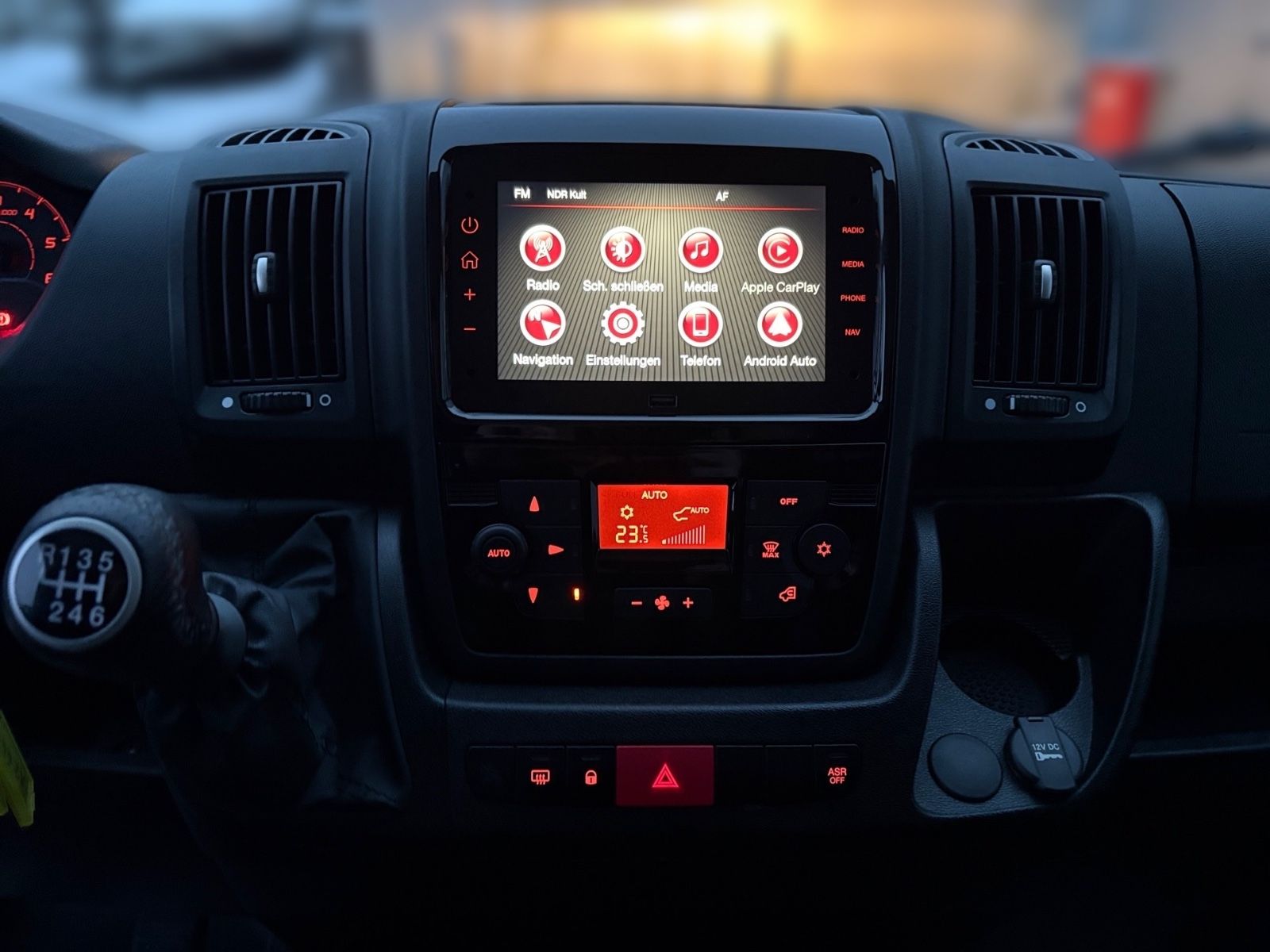 Fahrzeugabbildung Citroën Jumper Grossraumkasten 35 L4H2 Control Heavy