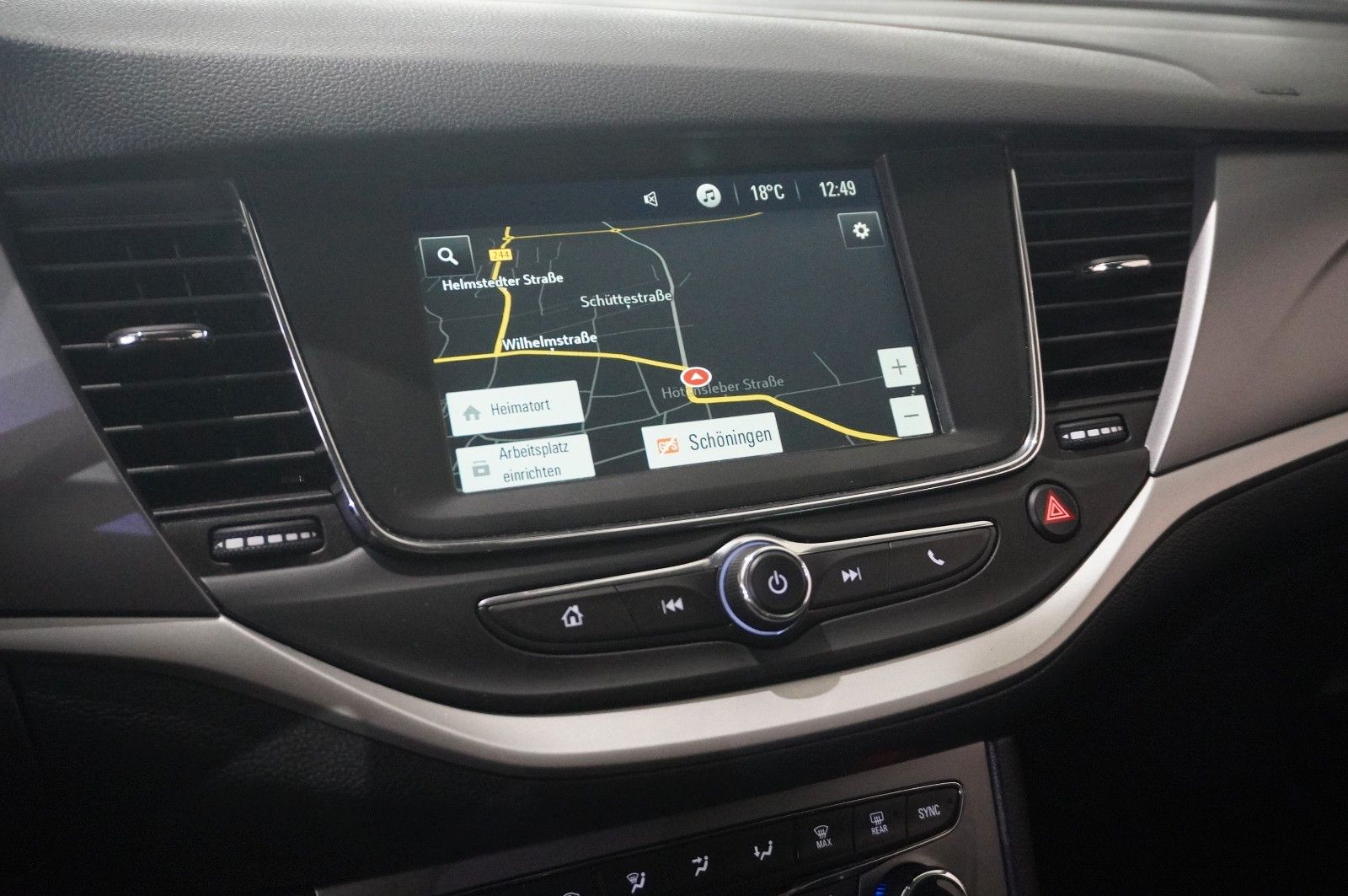 Fahrzeugabbildung Opel Astra K ST 1.2T EDITION NAVI/LED/KAMERA/SHZ/DAB+