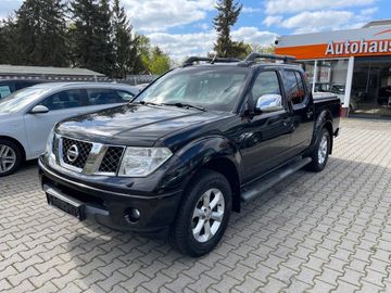 Fahrzeugabbildung Nissan Navara 2.5 dCi DoubleCab 4X4*Klima*AHK*