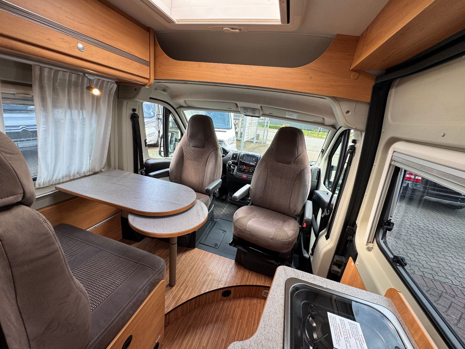 Fahrzeugabbildung Pössl 540 ROADCAMP R NAVI KAMERA RAUMBAD 1.HAND