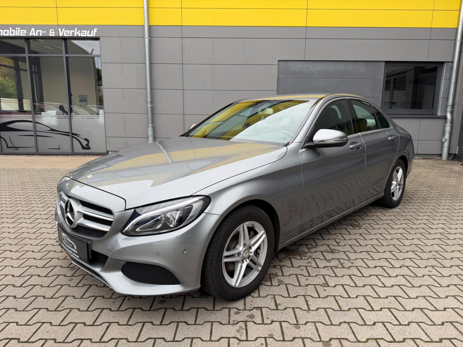 Mercedes-Benz C 180 CGI/LIMOUSINE/AHK/LEDER/SHZ/AUTOMATIK