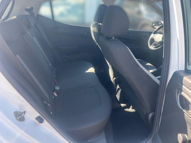 Fahrzeugabbildung Hyundai i10 Trend Navi Apple CarPlay Android Allwetterre