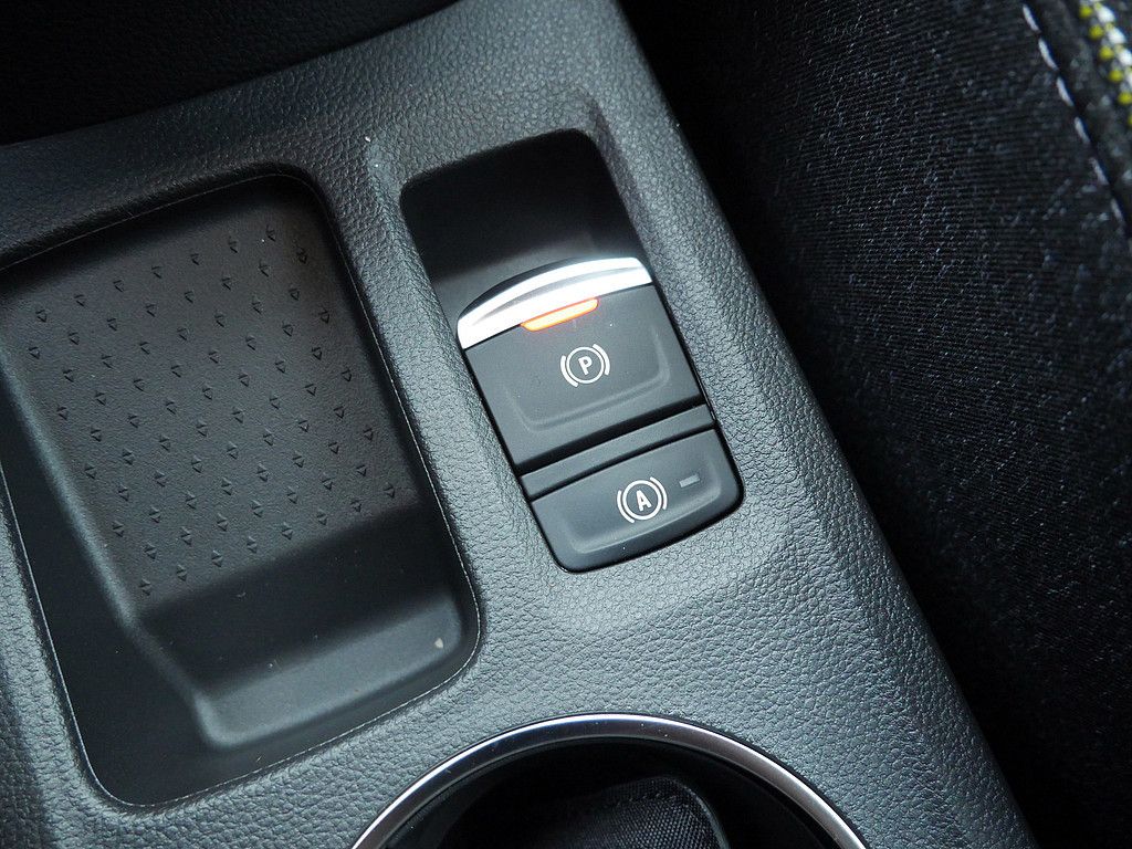 Fahrzeugabbildung Renault Captur Techno TCe 140 EDC Mild Hybrid