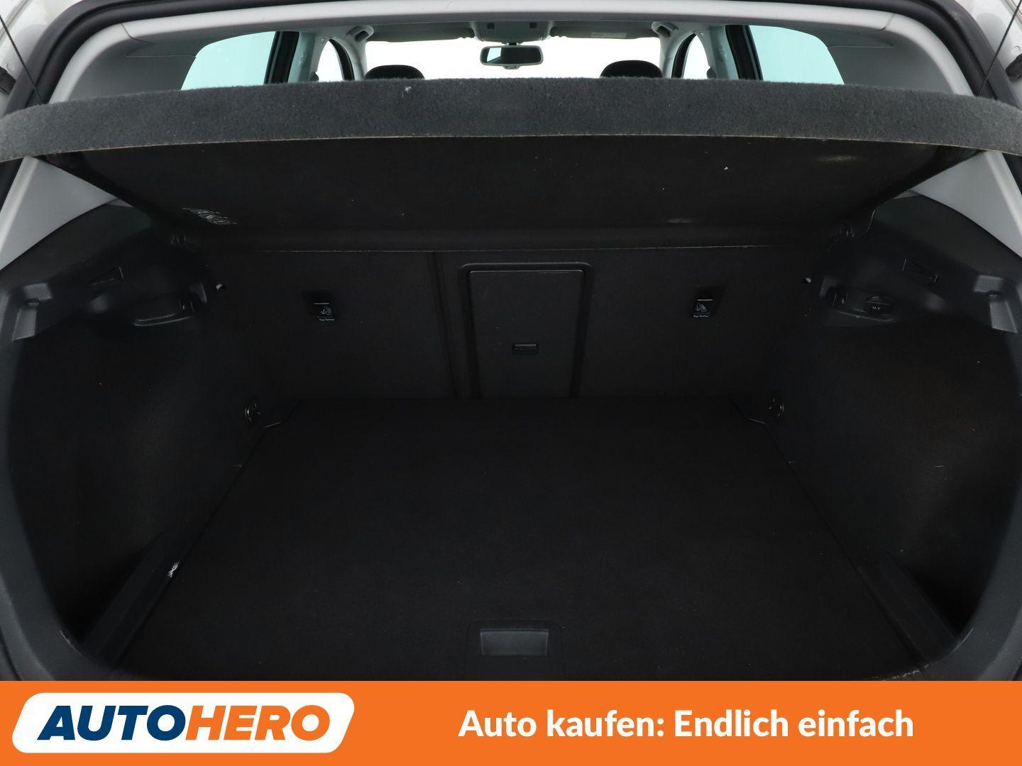 Volkswagen Golf VII 1.4 TSI Lounge BlueMotion Tech Aut.