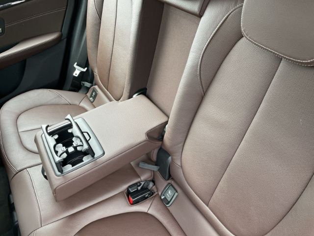 Fahrzeugabbildung BMW 218 Active Tourer i Luxury Line Autom. Navi, Ein