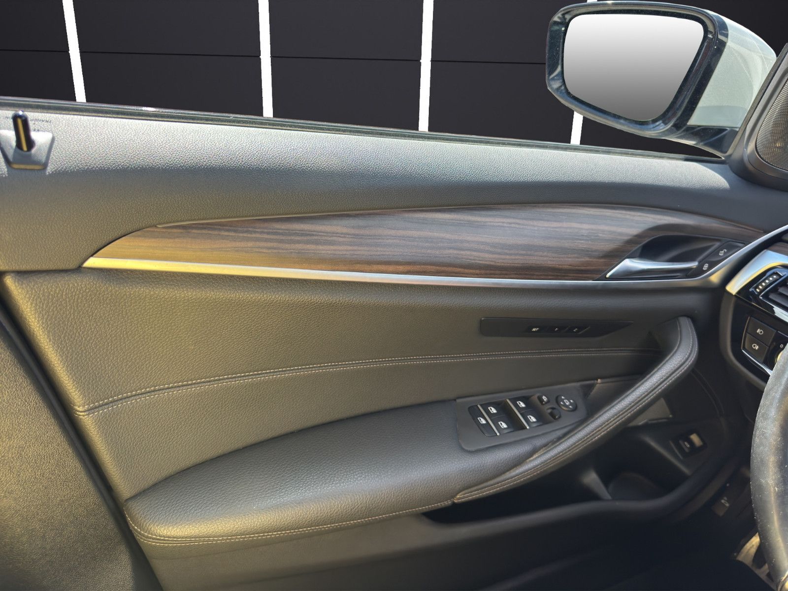 Fahrzeugabbildung BMW 540 d Touring xDrive MSport/2.Hand/Pano/H&K/