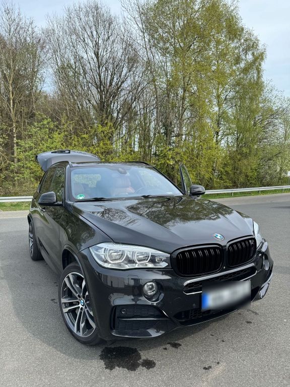 Image of BMW X5 M50