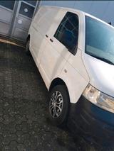 Volkswagen T5 Transporter 2.5 Motor tauschen möglich - VW T5 Transporter Gebrauchtwagen in Frankfurt