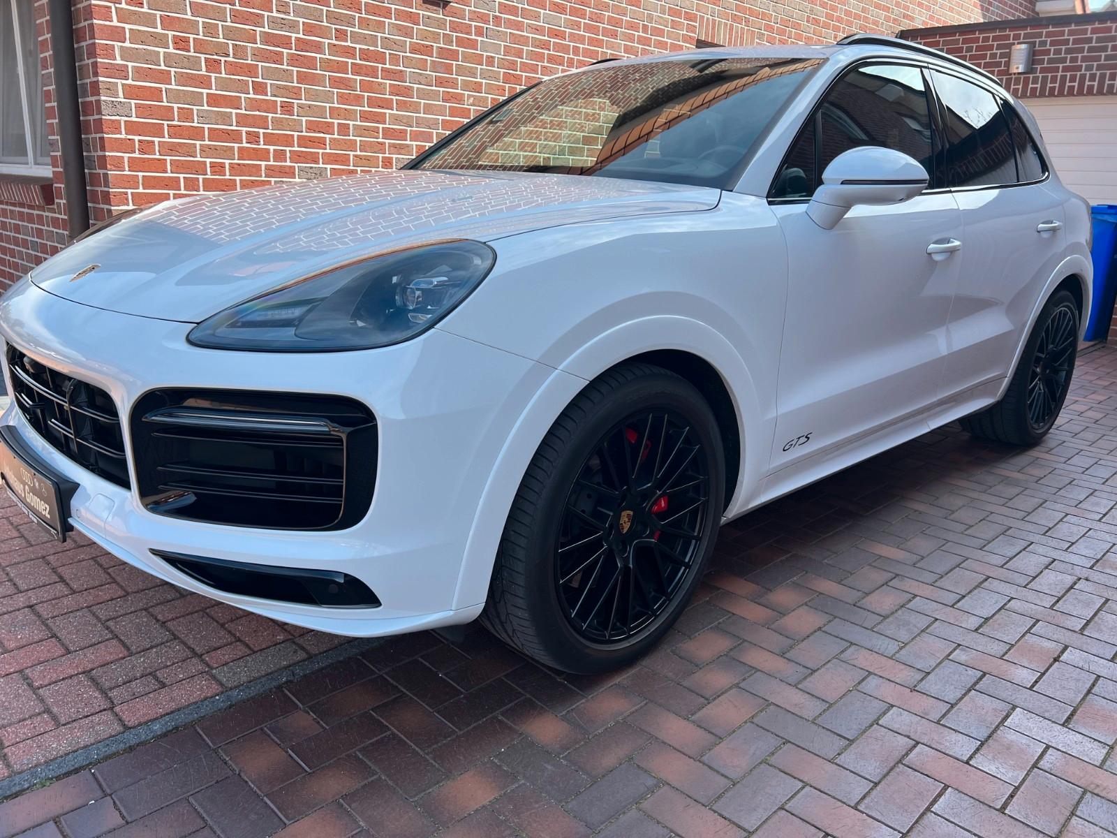 Porsche Cayenne GTS Pano Headup Luftf. Soft Close Matrix