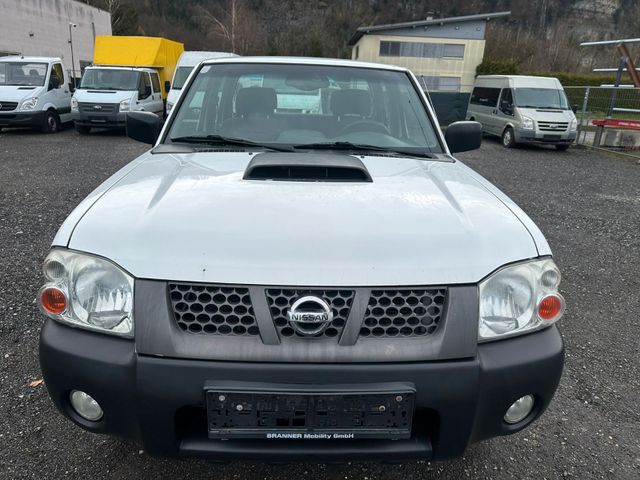 Nissan Navara-2.5-(133 P.s)-4x4-AHK-KLIMA