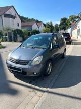 Toyota Corolla Verso 2.0 D-4D - - Toyota Corolla Verso mit Diesel-Antrieb: 2.0