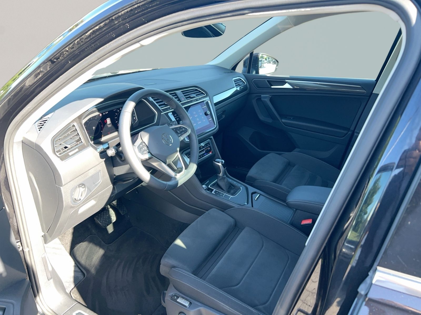 Tiguan 1.5 TSI Elegance IQ Drive, Business Premi