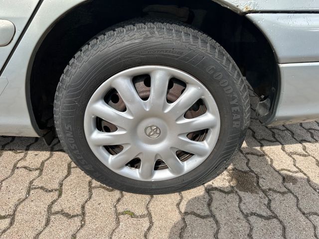 Toyota Avensis  1.8 Linea Sol