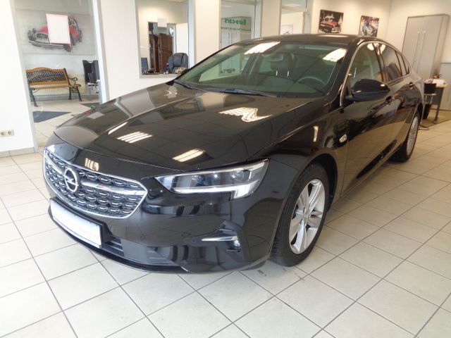 Opel Insignia 2.0 Diesel 128kW / LED / NAVI / Kamera