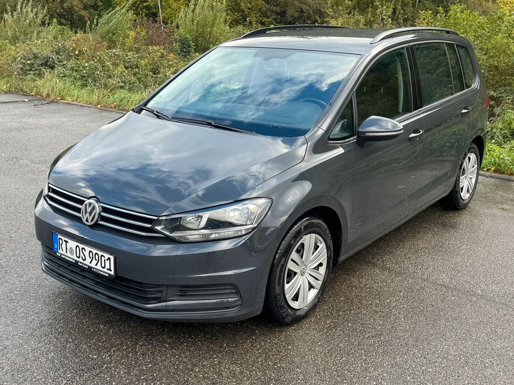 Image of Volkswagen Touran