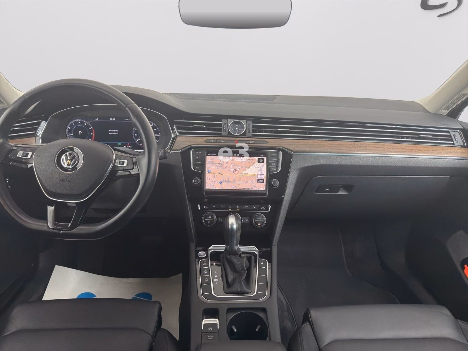 Volkswagen Passat Variant Highline;R LINE;STANDHEIZ;KAMERA