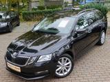 Skoda Octavia Combi 1.8 180 PS 1.Hand LED Navi DAB PDC - Skoda Octavia in Dresden