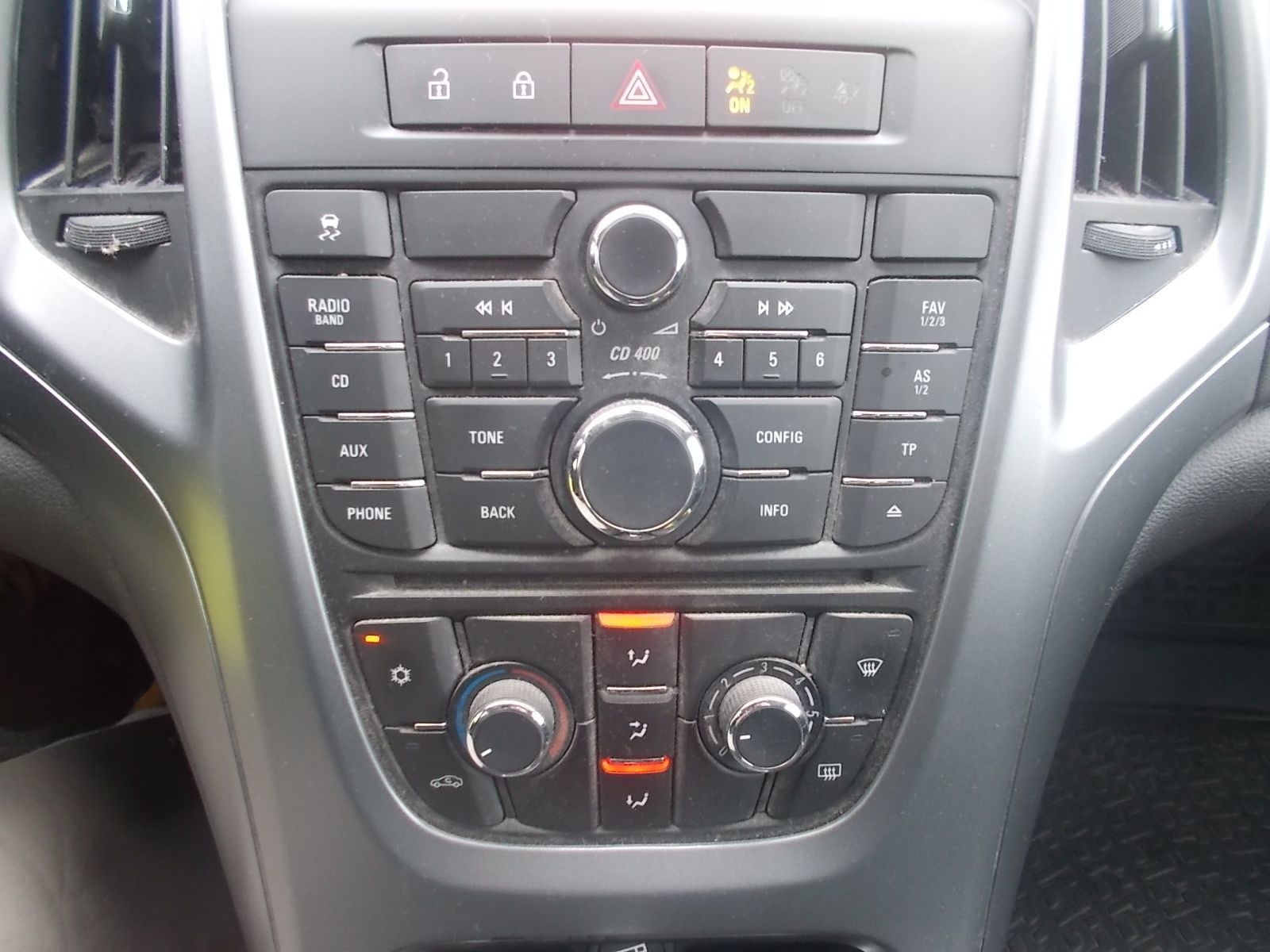 Fahrzeugabbildung Opel Astra J 1.6 Selection