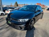 Volkswagen Polo MOVE 1.0 TSI LED NAVI KAM SHZ CARPLAY VIRT - Volkswagen Polo: mit Klimaanlage