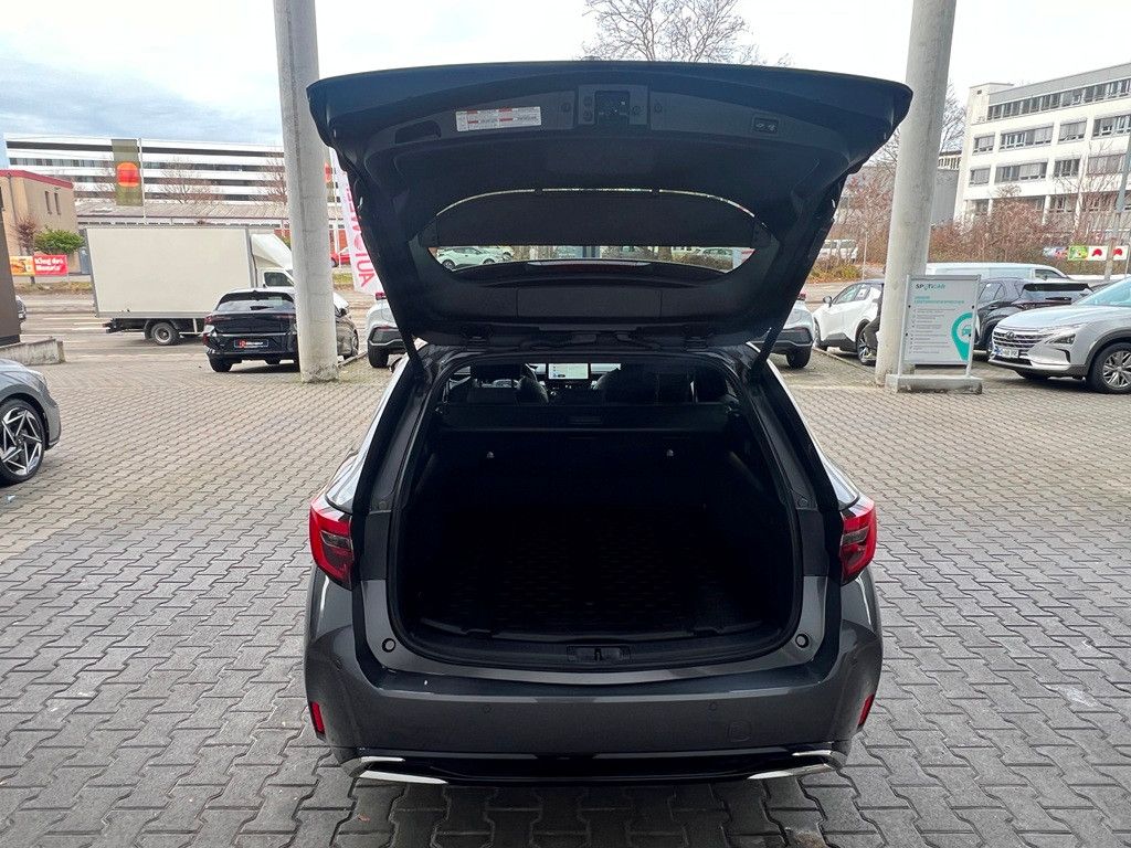 Fahrzeugabbildung Toyota Corolla Touring Sports 2.0 Hybrid Teamplayer