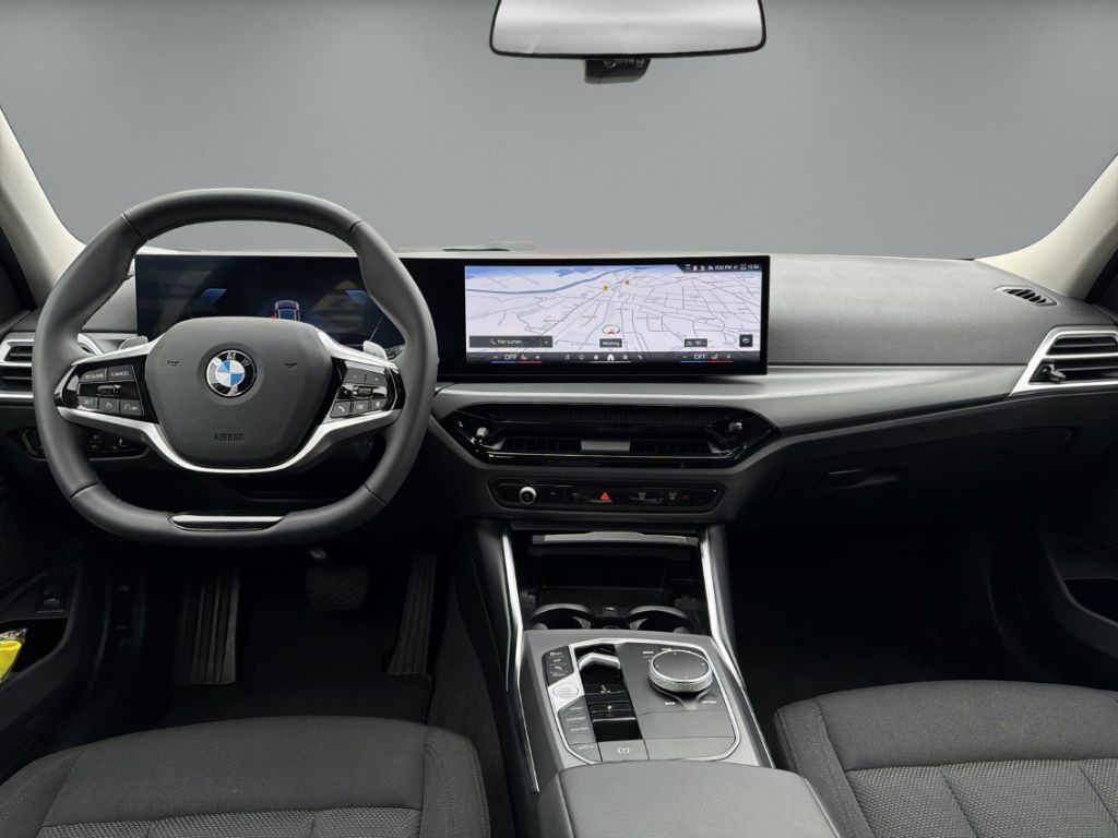 BMW 318 i Touring +LED+ALLW+PARKASS+INNOPAKET+ foto 10