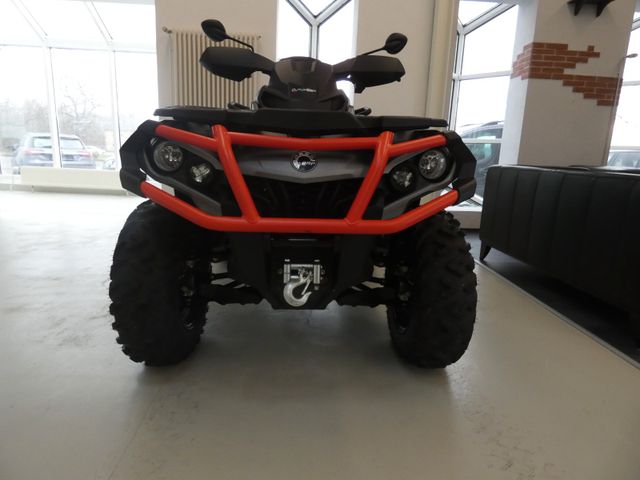 Can-Am 650 MAX- XT