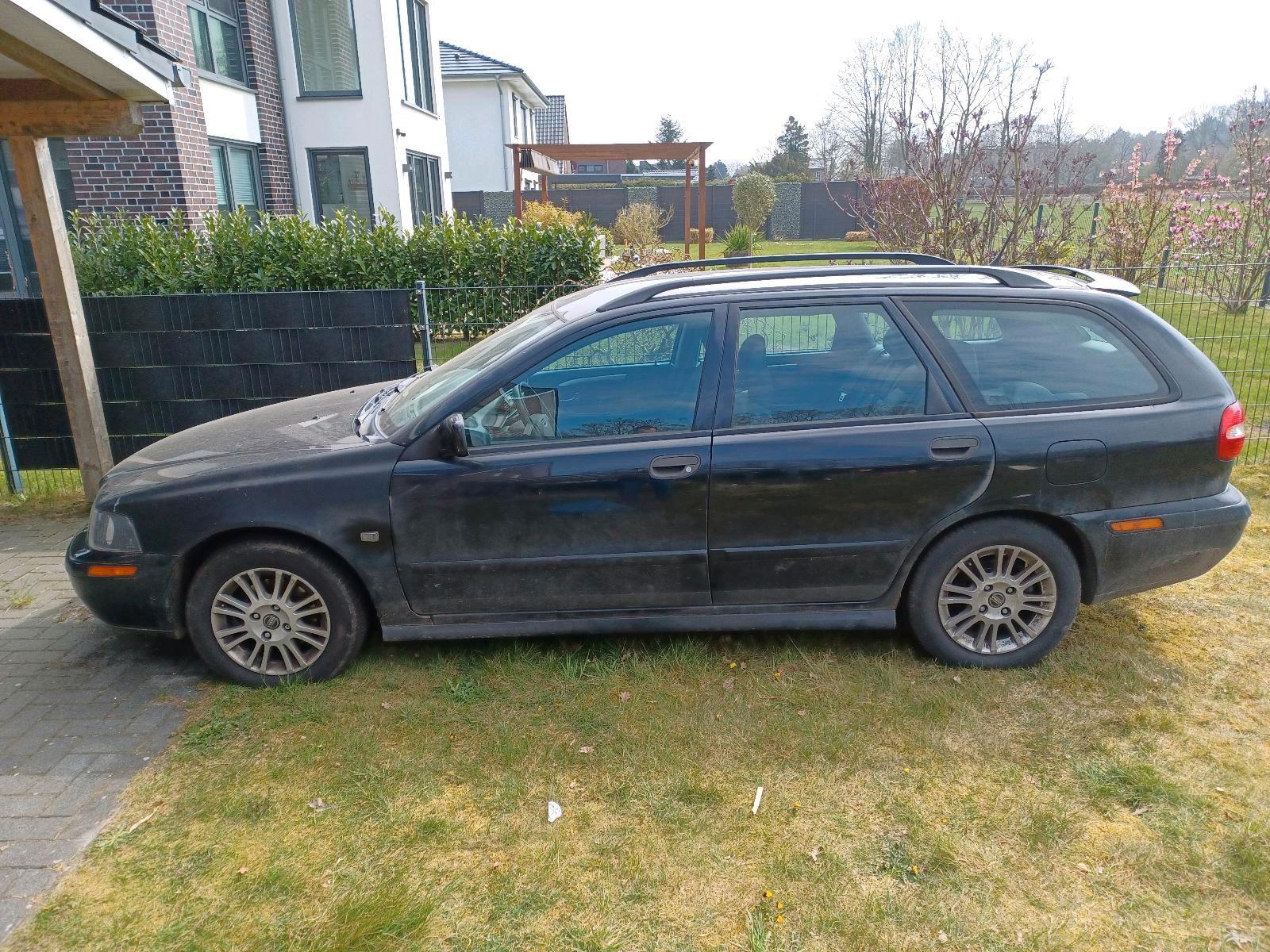 Volvo V40 2004 — photo 7