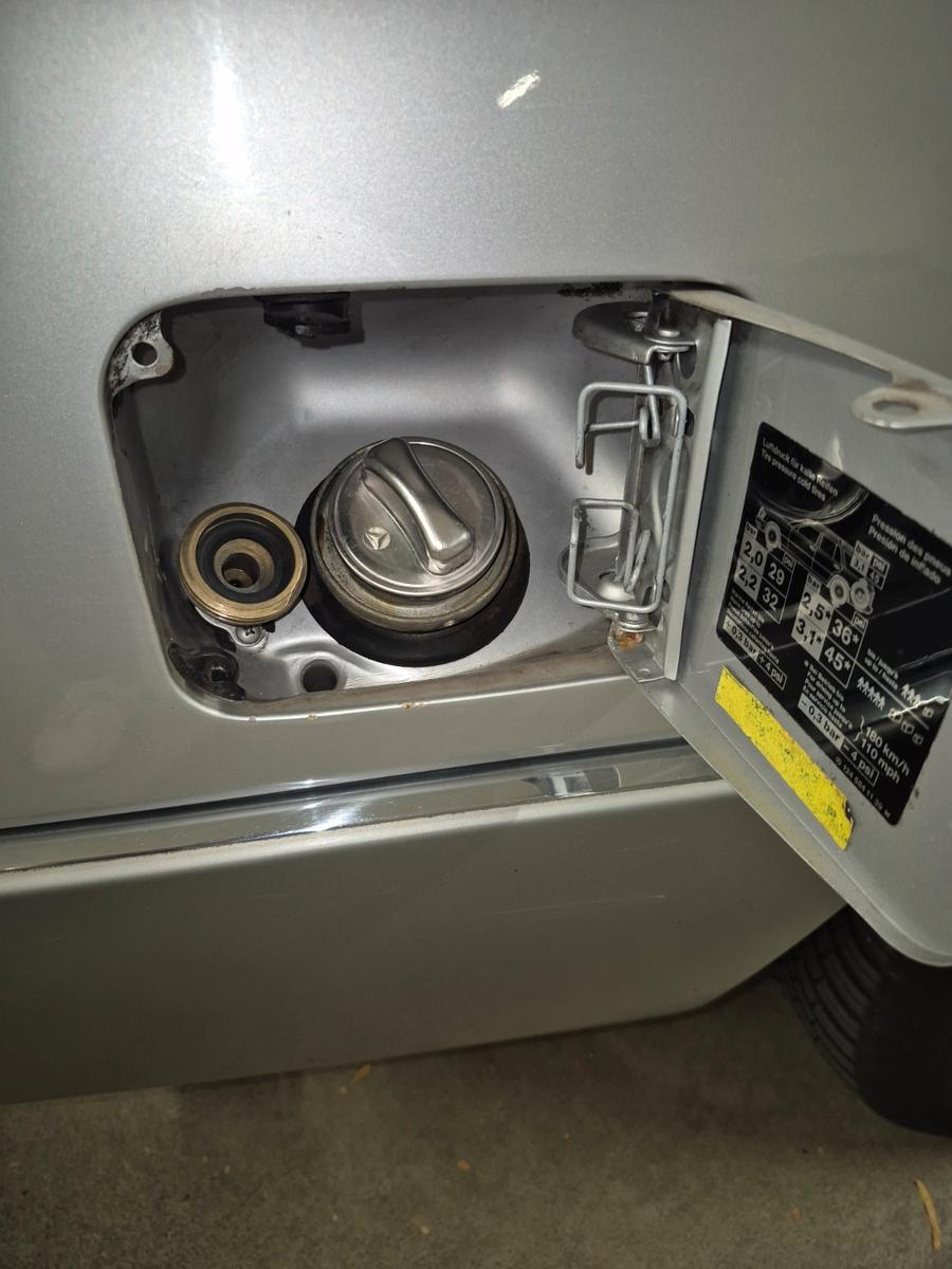 Mercedes-Benz E 220 W124 S124 Automatik LPG