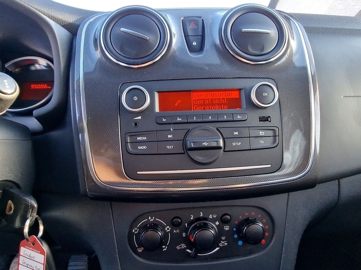 Fahrzeugabbildung Dacia Sandero Deal Stepway TCe 100 ECO-G