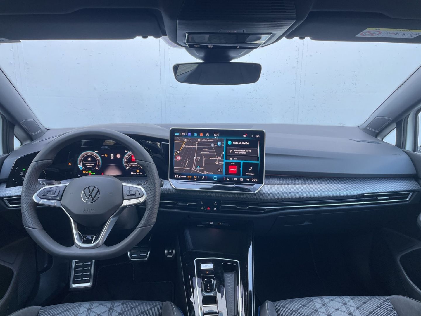 Golf Variant VIII 1.5 eTSI DSG R-Line AHK/Kamera