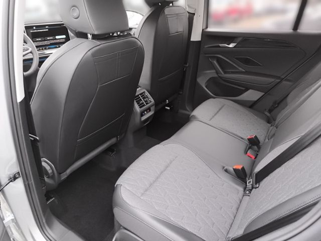 Fahrzeugabbildung Volkswagen Tiguan Life 1.5 l eTSI OPF 110 kW (150 PS) 7-Gan