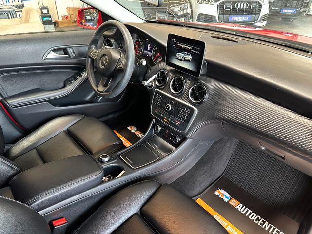 Mercedes-Benz GLA 200 *ACC*PDC*NAVI*TOTWINKEL*KLIMA*LED*