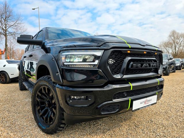 Dodge RAM 1500 5.7 Sport 4x4 / 2" Lift / 12"DP / LED