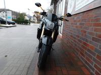 Suzuki GSR750, ABS, 1. HAND, SHARK STREET GP ESD