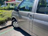 Volkswagen T6 Caravelle - gebrauchte Volkswagen T6 Caravelle aus dem Jahr 2024
