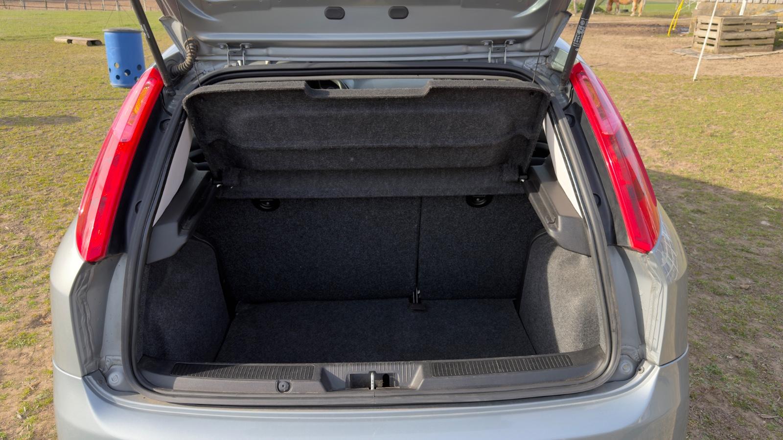 Fiat Punto 1.4 8V | TÜV 2028 | Bremsen & WSS NEU