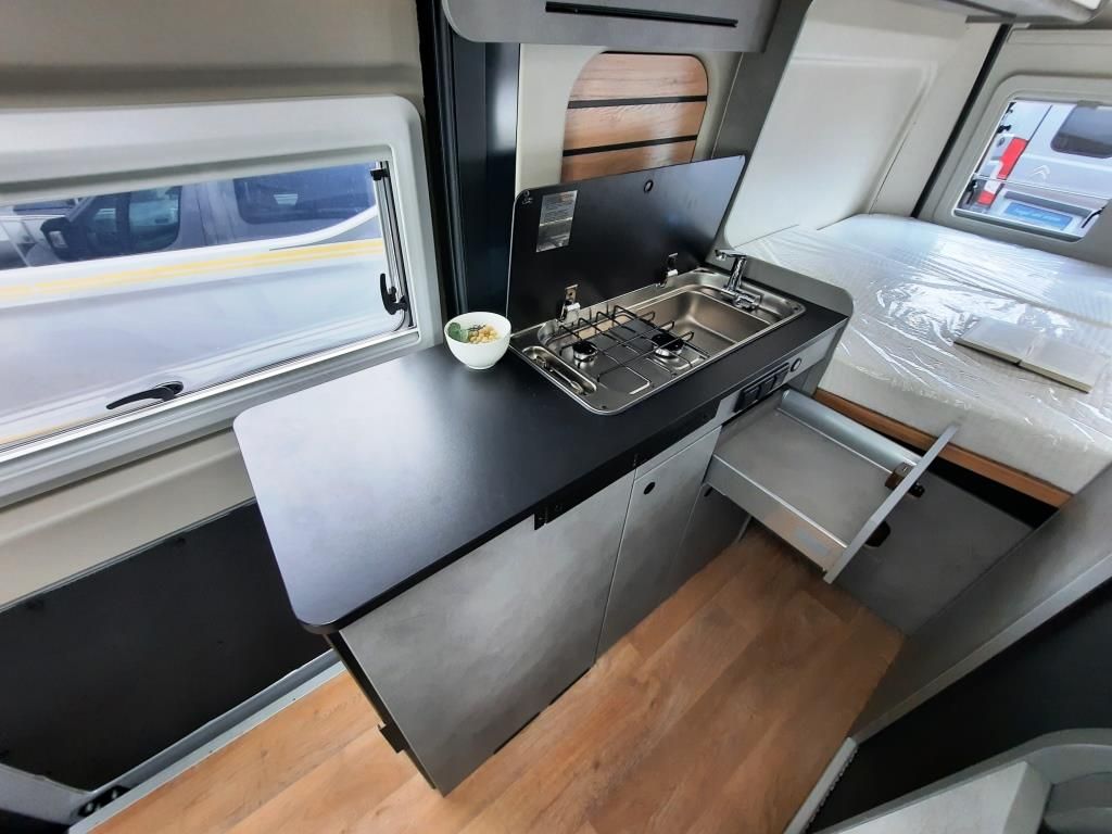 Fahrzeug Übersicht 14 Fahrzeugabbildung Crosscamp ELMNT 6.0 DS Verfüg./Sparen Sie 1.299,- €