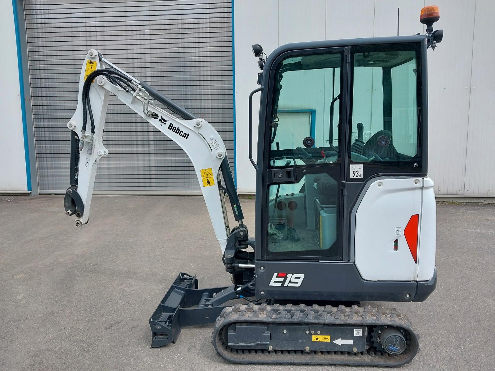 Bobcat E19