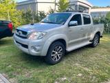 Toyota Verkaufe Toyota Hilux - gebrauchte Toyota Hilux aus dem Jahr 2011