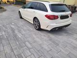 Mercedes-Benz 220 GLC 220 d 4MATIC  Autom. - - Mercedes-Benz 220: A