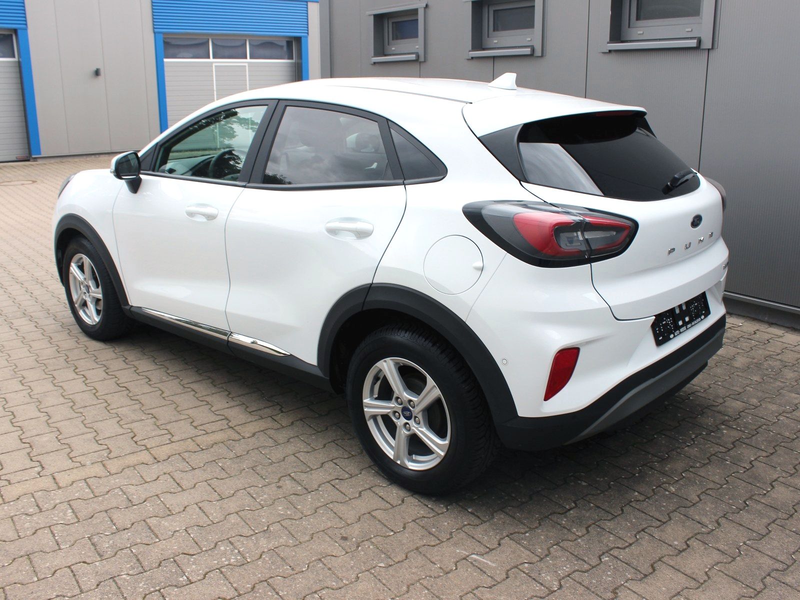 Fahrzeugabbildung Ford Puma Titanium X 1,0 EcoBoost Mild Hybrid