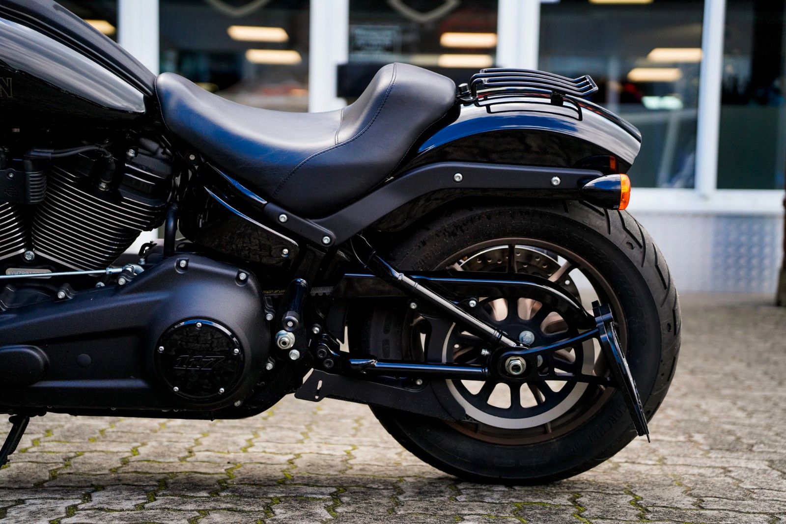 Fahrzeugabbildung Harley-Davidson FXLRS LOW RIDER S 117 CUI - JEKILL&HYDE -