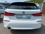 BMW 118 i Lim. Advantage LED Tempomat Einparkhilfe - BMW 118 mit Benzin-Antrieb